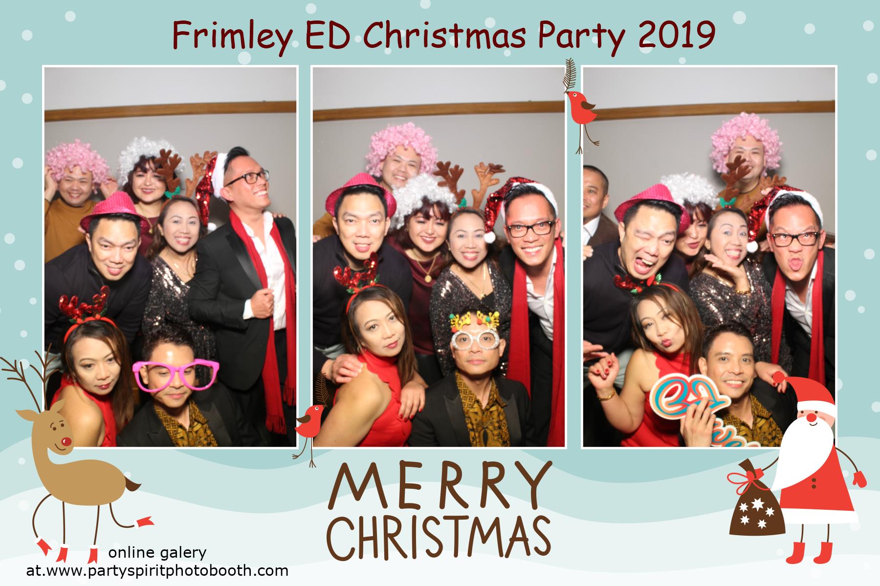 Christmas Party | View more photos from the event at gallery.partyspiritphotobooth.com/u/PartySpiritPhotoBooth/Christmas-Party-1